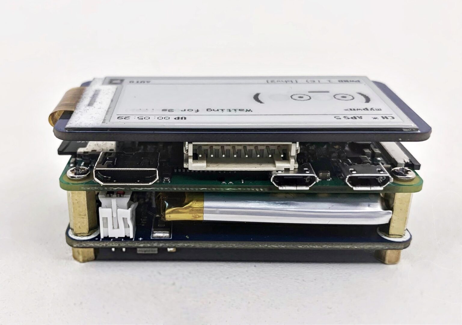 The assembled device looks something like this The assembled device looks something like this
