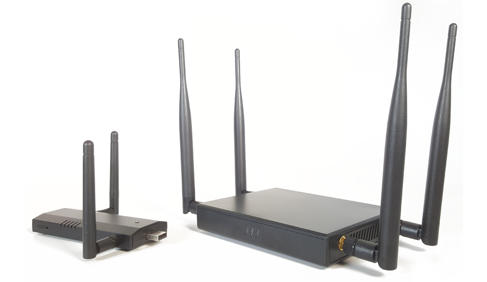 WiFi Pineapple NANO and TETRA