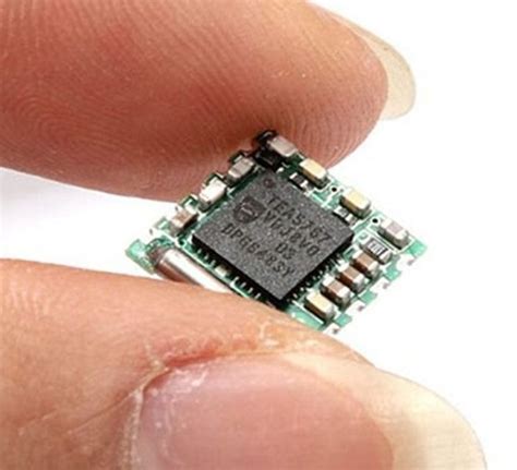 TEA5767 with full supporting circuitry